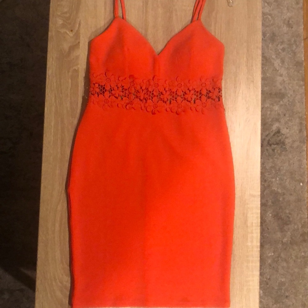Iris size large orange mini cocktail dress 🧡🍊